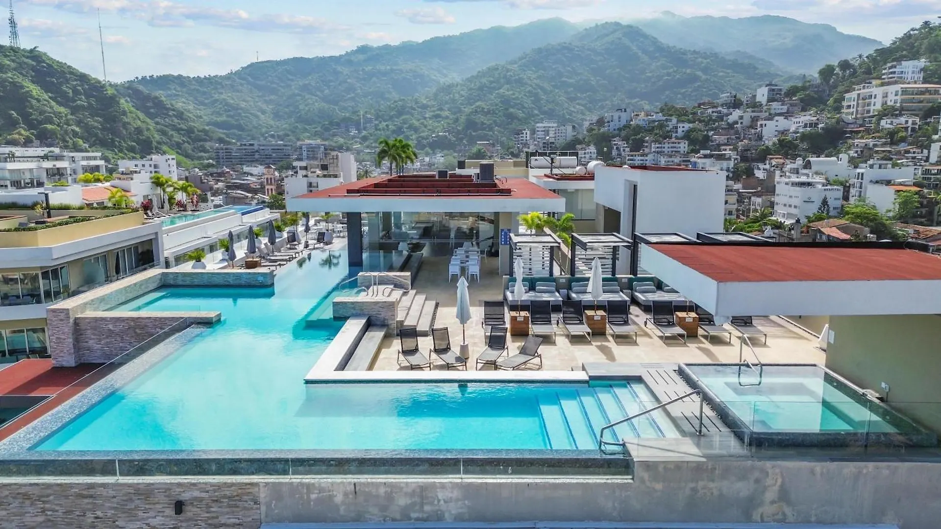 Sleek, Urban At Loft 268, Rooftop Pool, Hot Tub, Bbq Puerto Vallarta Mexiko